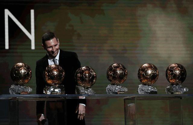 <a href=/qiuxingall/zuqiuall/119.html target=_blank class=infotextkey>梅西</a>金球奖也拿到手软