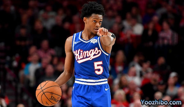 福克斯5年1.63亿提前续约<a href=/lanqiuall/kings/ target=_blank class=infotextkey>国王</a>